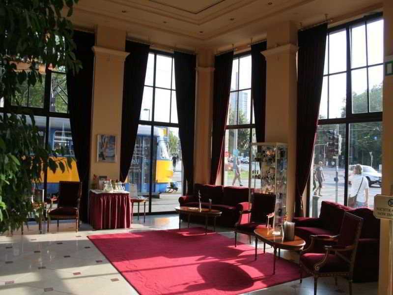 Victor'S Residenz-Hotel Лайпциг Екстериор снимка